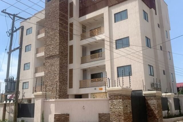 Appartement 3 chambres avec balcon à Nongo